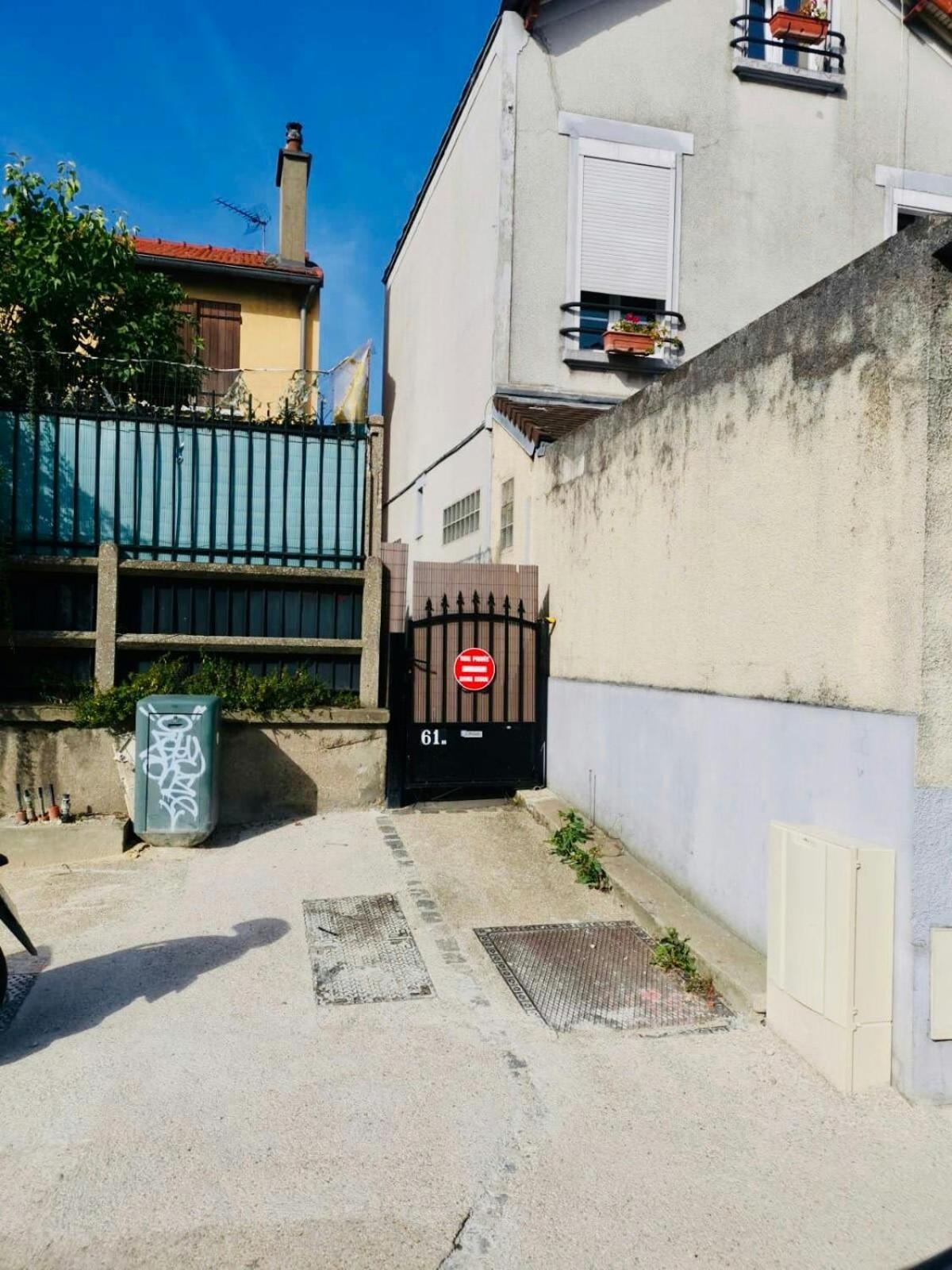 Appart'Hotel L'Express - 25Min De Paris Romainville Ngoại thất bức ảnh